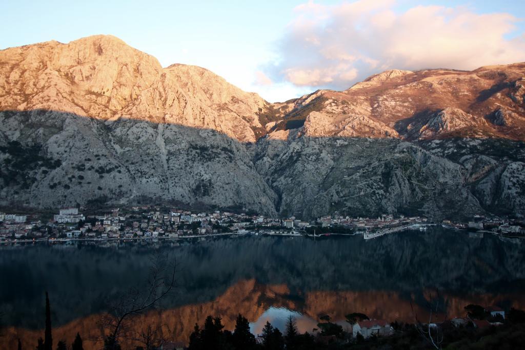 Villa Mima Kotor Bagian luar foto